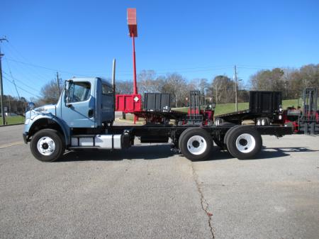 2016 Freightliner BUSINESS CLASS M2 106 8