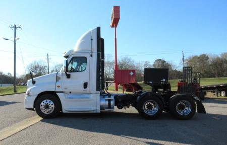 2018 Freightliner CASCADIA 6