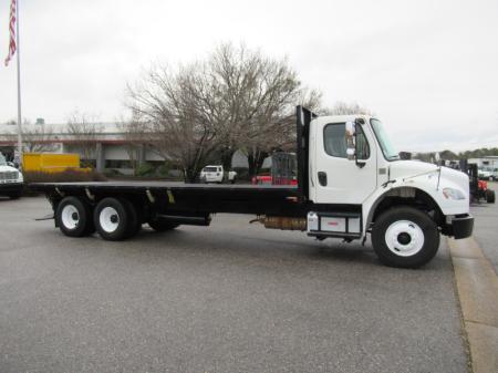 2018 Freightliner BUSINESS CLASS M2 106 2