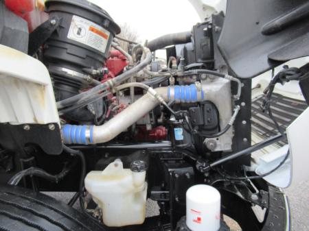 2018 Freightliner BUSINESS CLASS M2 106 17