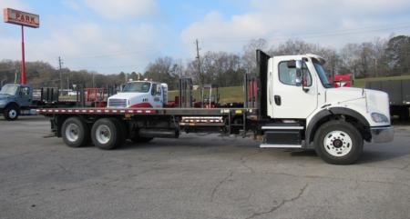 2017 Freightliner BUSINESS CLASS M2 112 2