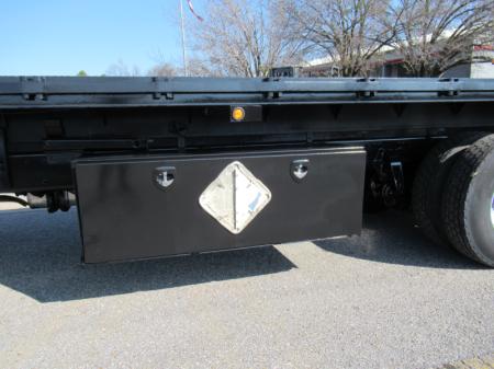 2016 Freightliner BUSINESS CLASS M2 106 16