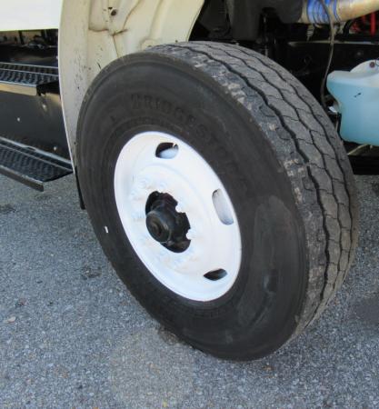 2016 Freightliner BUSINESS CLASS M2 106 18