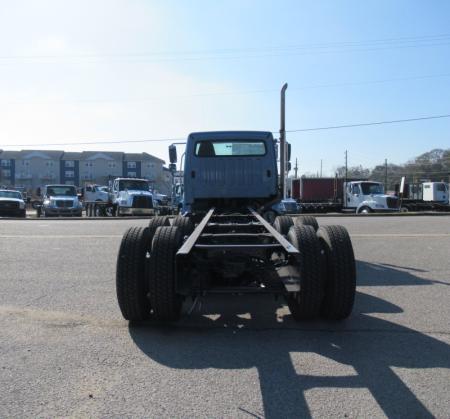 2017 Freightliner BUSINESS CLASS M2 106 6