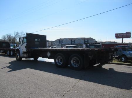 2017 Freightliner BUSINESS CLASS M2 106 5