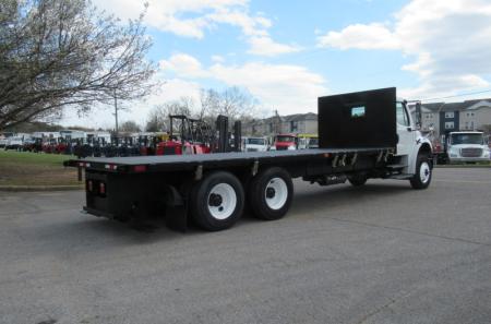 2016 Freightliner BUSINESS CLASS M2 106 8