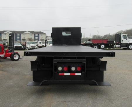 2015 Freightliner BUSINESS CLASS M2 106 6