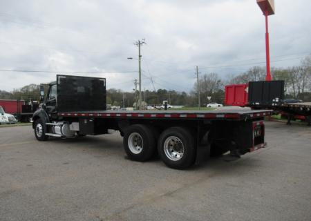 2015 Freightliner BUSINESS CLASS M2 112 10