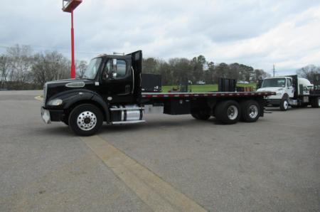 2015 Freightliner BUSINESS CLASS M2 112 12