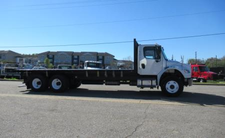 2014 Freightliner BUSINESS CLASS M2 106 7