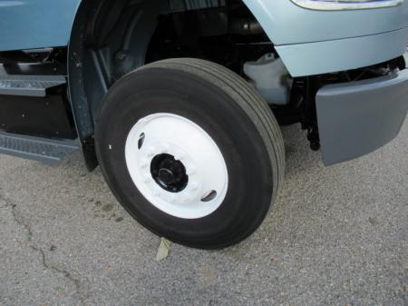 2016 Freightliner BUSINESS CLASS M2 106 15