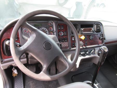 2017 Freightliner BUSINESS CLASS M2 112 9