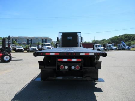 2014 Freightliner BUSINESS CLASS M2 106 4