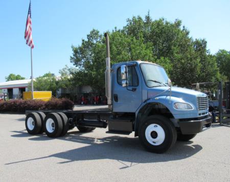 2016 Freightliner BUSINESS CLASS M2 106 5