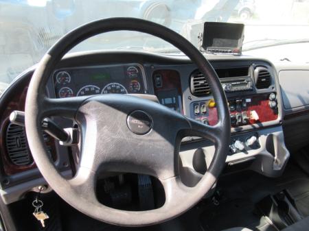 2016 Freightliner BUSINESS CLASS M2 106 14